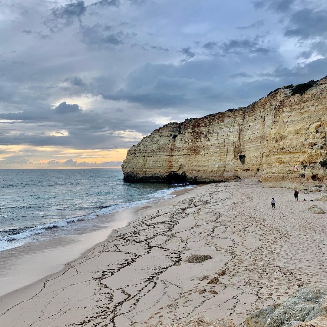 Praia Vale Centeanes